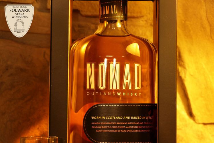Nomad Outland Whisky Folwark Stara Winiarnia